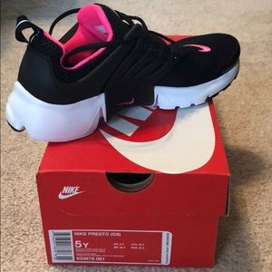 Brand-new Nike Prestos